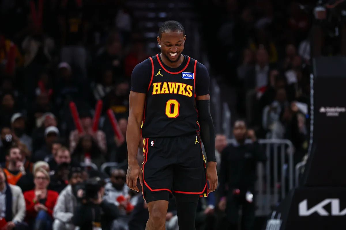 Jonathan Kuminga makes 75-foot shot, NBA's 6th-longest on record, as Hawks win 11th straight