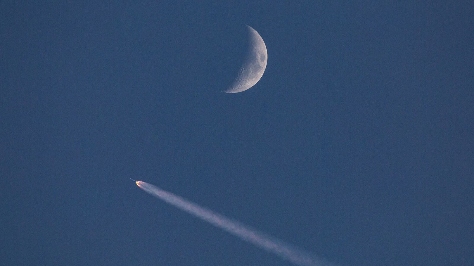 We're Launching So Much Stuff At The Moon That We're Littering It With Space Junk Now